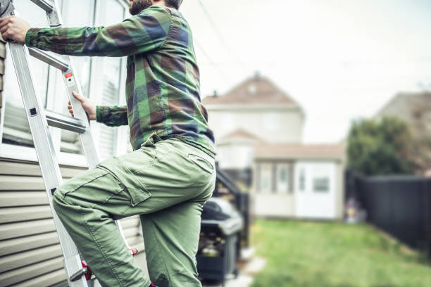 Siding Removal and Disposal in Lincolnia, VA